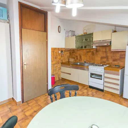 Apartment Maja